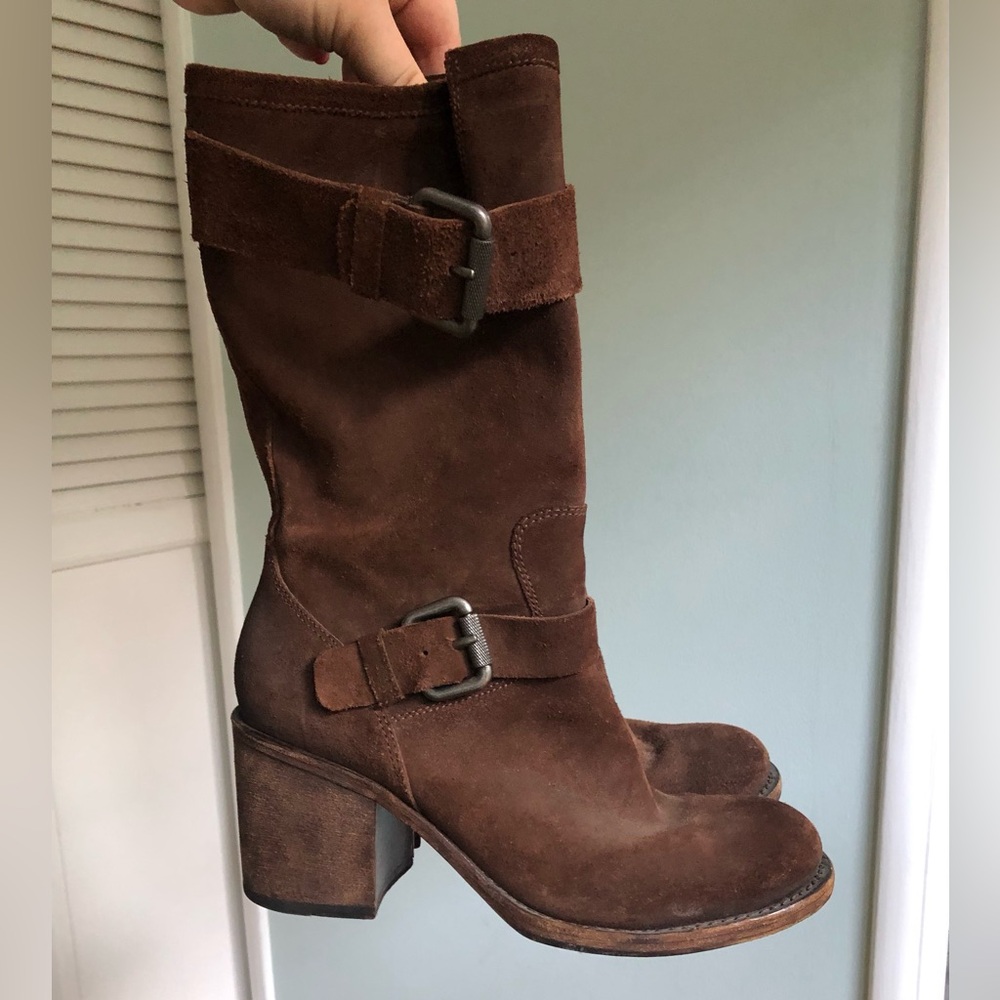Vera Wang Lavender Label Cameron brown suede bohemian block heel boots size 8.5